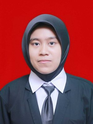 Yuni Zaidatul R, S.Farm