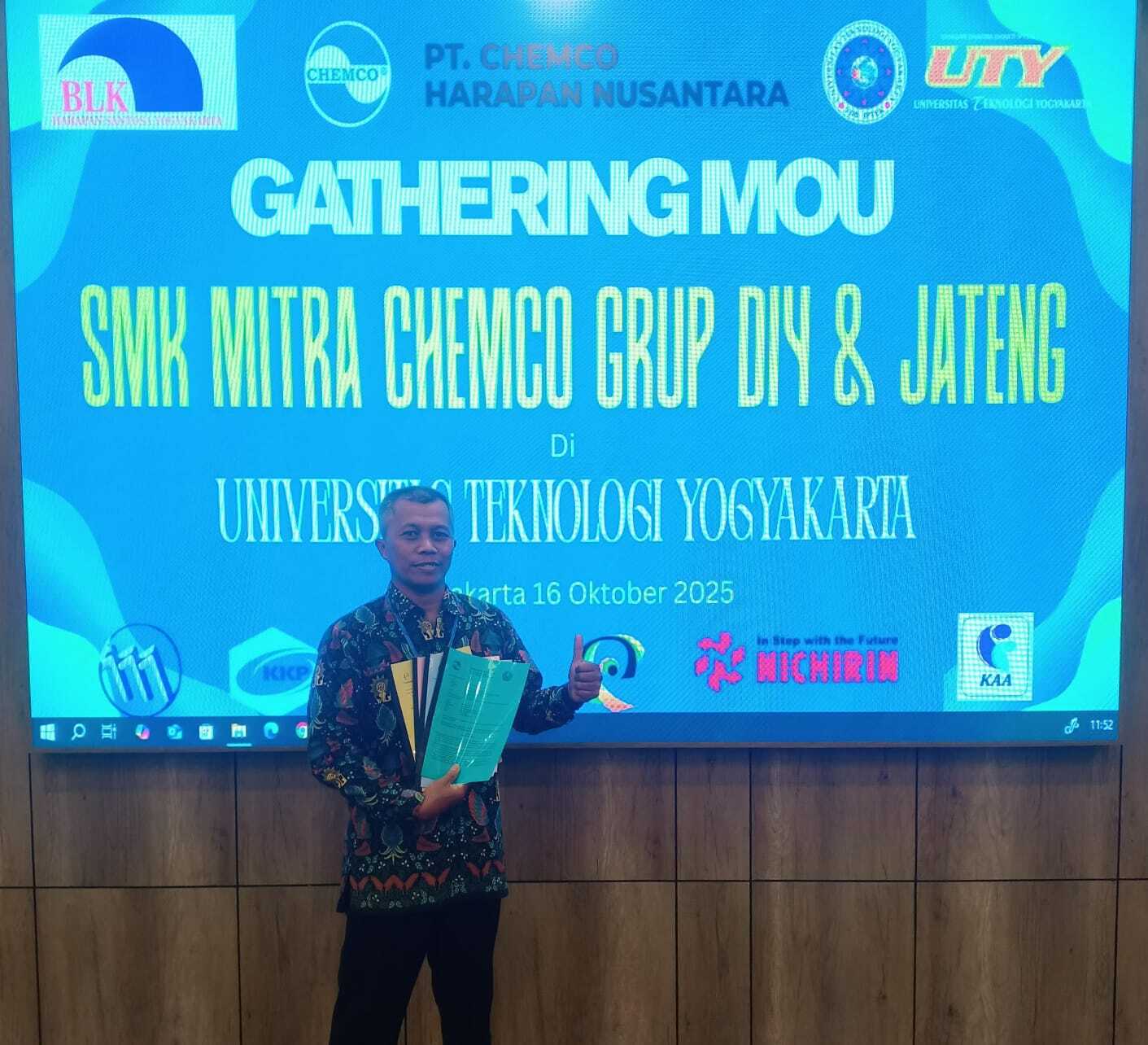 SMK Muhammadiyah Minggir Siap Salurkan Lulusan ke Perusahaan Jabodetabek SMK Muhammadiyah Minggir Siap Salurkan Lulusan ke Perusahaan Jabodetabek